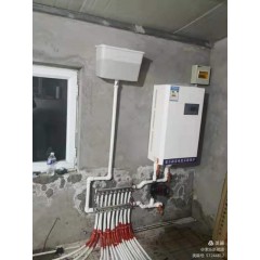 電采暖鍋爐：安裝10千瓦的微波電采暖鍋爐，可供100平米房屋取暖，4200元(免費(fèi)保修10年）?，F(xiàn)鉅惠安裝價(jià)3700元。每村三戶，數(shù)量有限，先購先得。