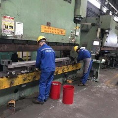 太倉中集冷藏物流裝備有限公司   招聘  焊工  普工 男，18-45歲，身高1.65m以上，會(huì)寫字