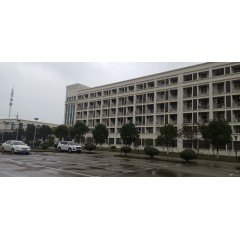 太倉中集冷藏物流裝備有限公司   招聘  焊工  普工 男，18-45歲，身高1.65m以上，會(huì)寫字