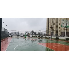 太倉中集冷藏物流裝備有限公司   招聘  焊工  普工 男，18-45歲，身高1.65m以上，會(huì)寫字